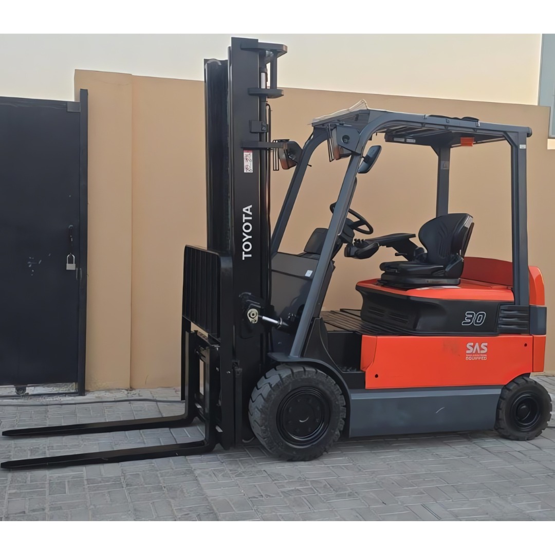 Toyota Electric Forklift Rental in UAE